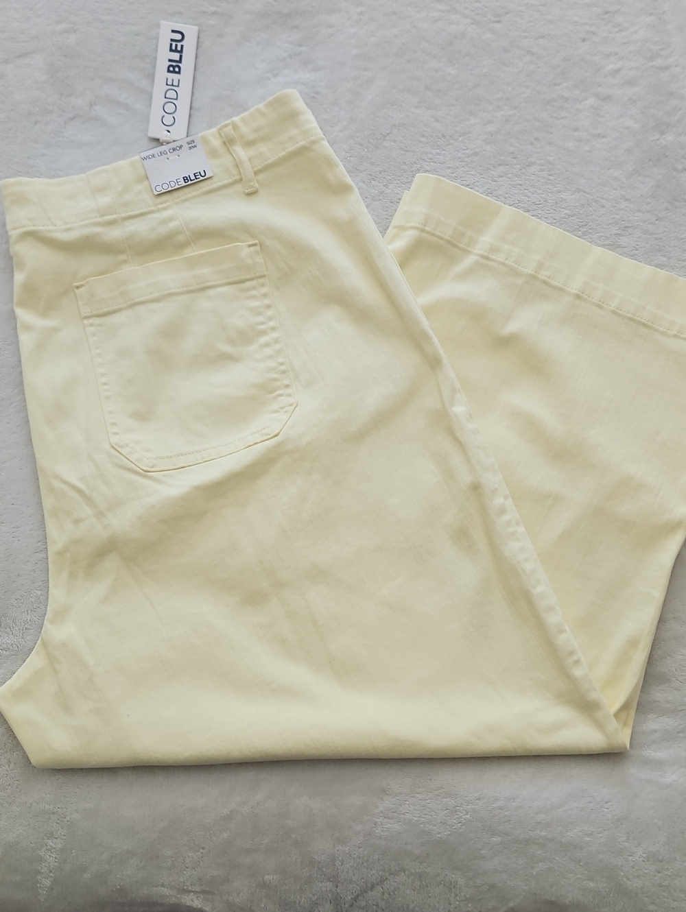 Code Bleu Wide Leg Cropped Stretched Plus Pant: Pastel Yellow: 20W‎